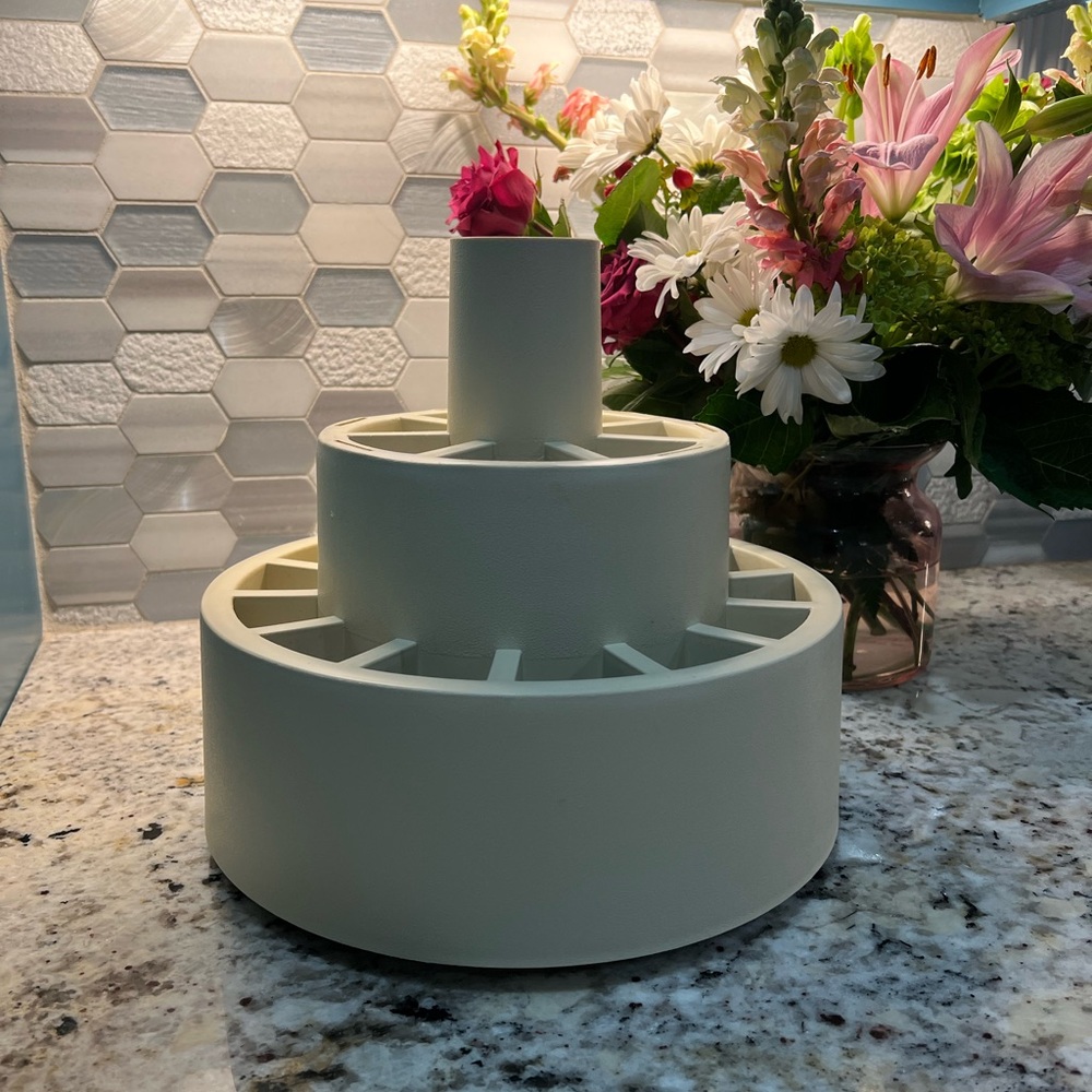 Vintage Garden Way Kitchen Carousel Craft Organizer #083 Rotating
